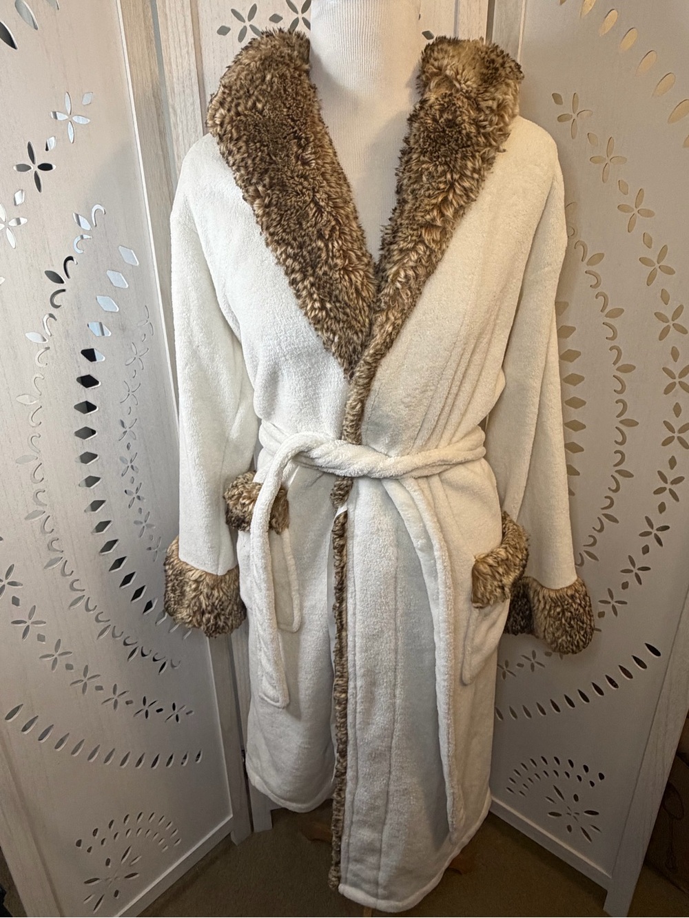 Pottery Barn Cream Hooded Robe with Faux Fur Trim